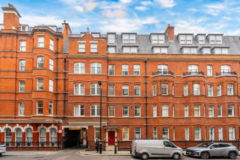 undefined, Eastcastle Street, Fitzrovia, London, W1T