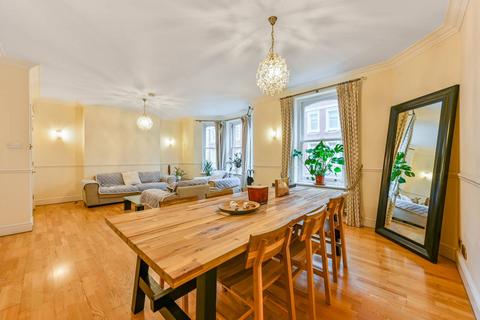 undefined, Eastcastle Street, Fitzrovia, London, W1T