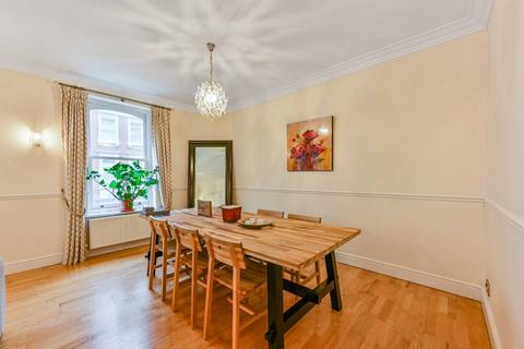 undefined, Eastcastle Street, Fitzrovia, London, W1T