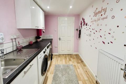 31 Bonner Drive, Sutton Coldfield, B76 1DY