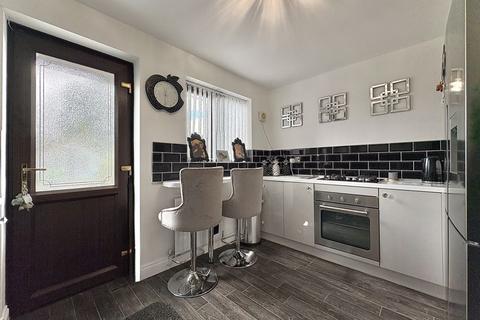 2 bedroom semi-detached house for sale, Highland Road, UPPER GORNAL, DY1 3BT