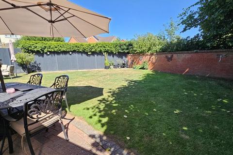 4 bedroom detached house for sale, Sudbury Avenue, Hereford HR1
