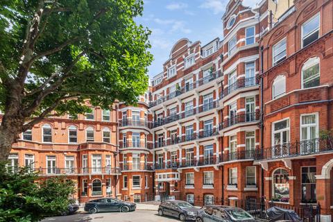 undefined, Barkston Gardens, Earls Court, London
