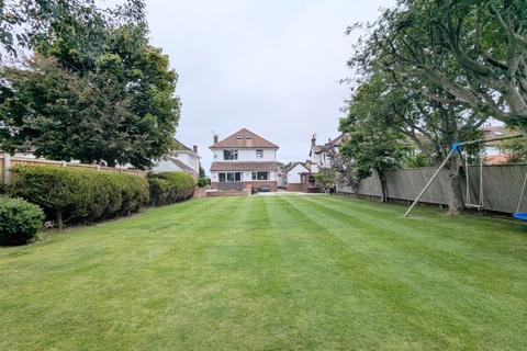 undefined, Golf Open 2026 - Waterloo Road, Hillside - Sleeps 8