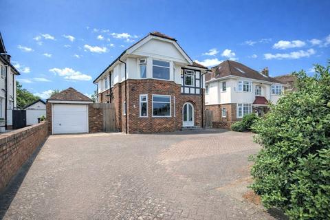 Golf Open 2026 - Waterloo Road, Hillside - Sleeps 8
