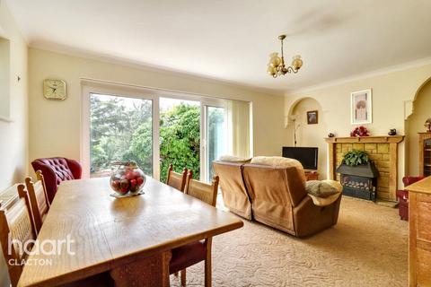 3 bedroom semi-detached house for sale, Colthorpe Road, Clacton-On-Sea