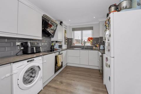 2 bedroom terraced house for sale, Cloverfields, Thurston