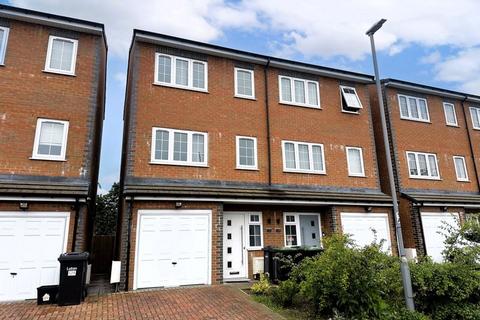 3 bedroom semi-detached house for sale, Wingate Road, Luton