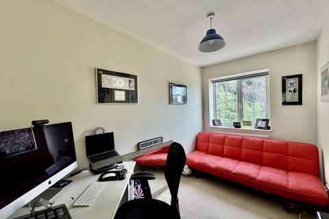 11 Fieldhead Gardens, Bourne End, SL8 5RN