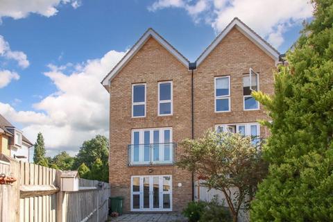 4 bedroom end of terrace house for sale, Butterfly Crescent, Hemel Hempstead