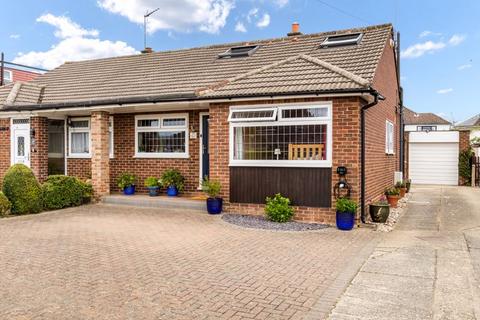 4 bedroom semi-detached bungalow for sale, Millcrest Road, Goffs Oak EN7