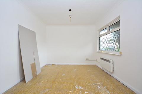 1 bedroom bungalow for sale, The Broadway, Minster