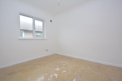 1 bedroom bungalow for sale, The Broadway, Minster