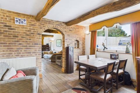 undefined, Treleigh, Redruth - Detached Cottage With Glamping Site