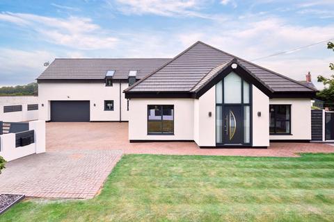 152 Barnsley Road, Hemsworth, Pontefract, WF9 4PQ