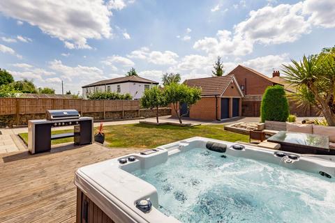 undefined, Rigg Lane, Pontefract WF8