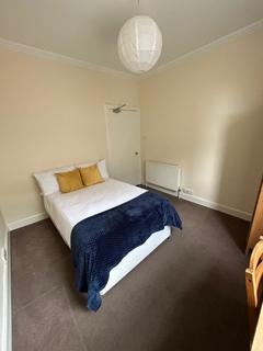 3 bedroom flat to rent, Home Street, Edinburgh, EH3