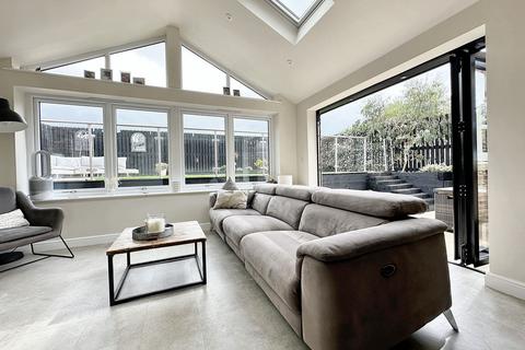 17 Cross Close, Houghton, Carlisle, CA3 0LQ