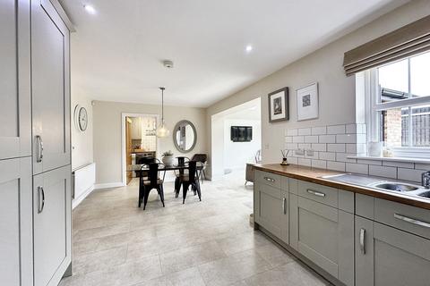 17 Cross Close, Houghton, Carlisle, CA3 0LQ