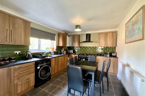1 Ballifield Rise, Sheffield, S13 9HU