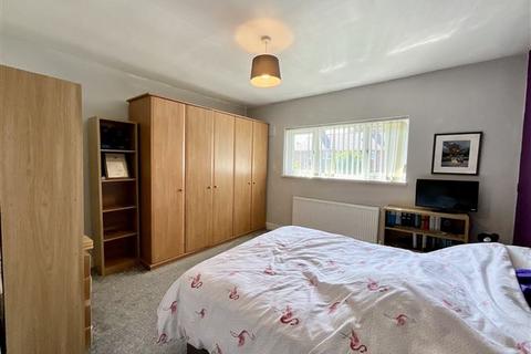 1 Ballifield Rise, Sheffield, S13 9HU