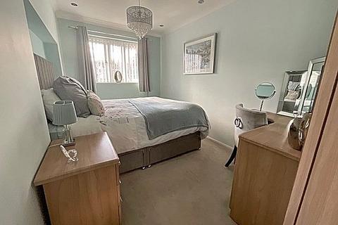 4 Chaucer Close, Stourbridge, DY8 4PL