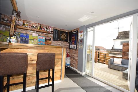 9 Hazel End, Swanley, BR8 8NU