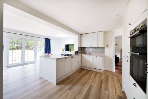 4 bedroom detached house for sale, The Broadwalk, Northwood