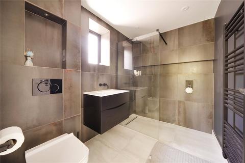 4 bedroom detached house for sale, The Broadwalk, Northwood