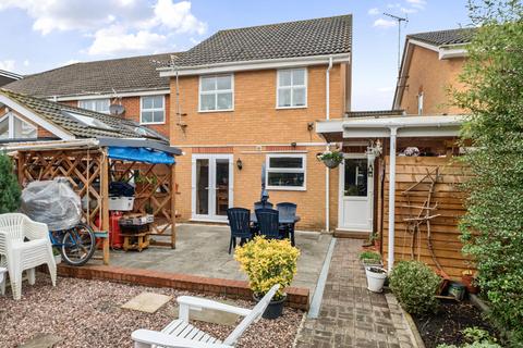 4 bedroom semi-detached house for sale, Denbeigh Place, Reading, Berkshire