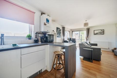 20 Mead Close, Caversham, Reading, RG4 5LQ