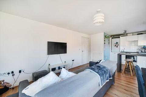 20 Mead Close, Caversham, Reading, RG4 5LQ