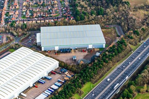 Distribution warehouse to rent, Cheaney Dr Northampton NN4 5FB