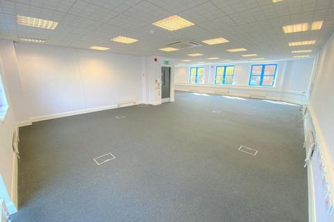 Office to rent, 152-154 High St Brentford TW8 8JA