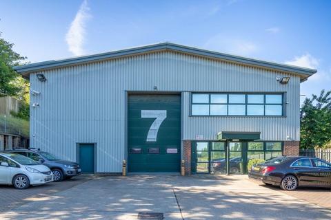 Industrial development to rent, Bat And Ball Rd Sevenoaks TN14 5LJ