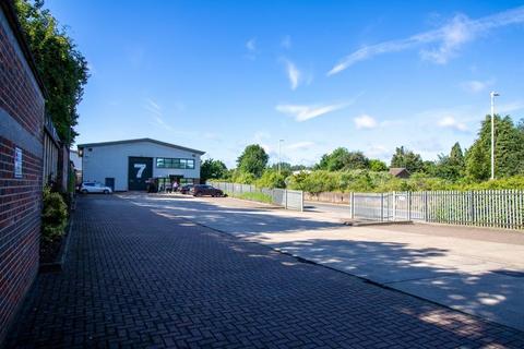Industrial development to rent, Bat And Ball Rd Sevenoaks TN14 5LJ
