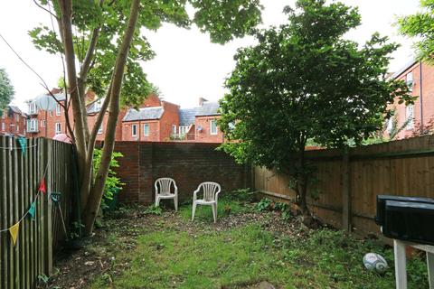 19 Felmersham Close, London, SW4 7EU
