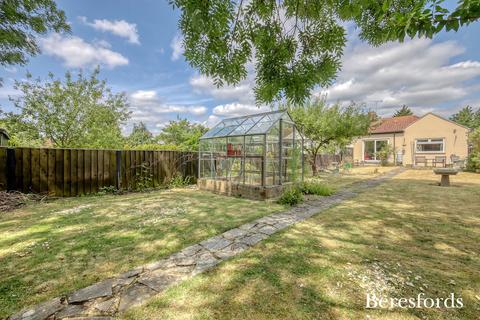 76 Howard Road, Upminster, RM14 2UU
