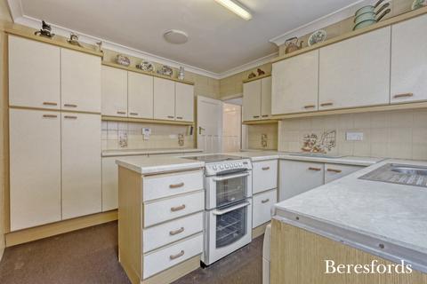 76 Howard Road, Upminster, RM14 2UU