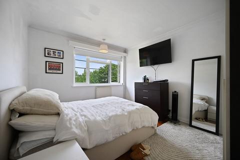 85 Peaches Close, Cheam, Sutton, SM2 7BL