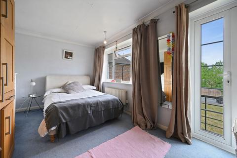 85 Peaches Close, Cheam, Sutton, SM2 7BL