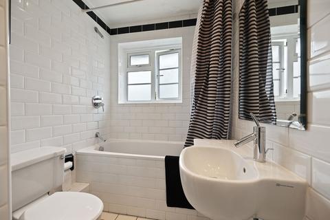 85 Peaches Close, Cheam, Sutton, SM2 7BL
