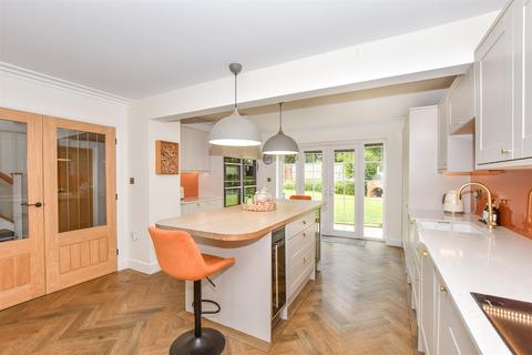 4 bedroom detached house for sale, Bowl Field, Hastingleigh, Ashford, Kent