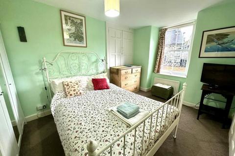 Ty Seren Meyrick Street, Dolgellau, LL40 1LN