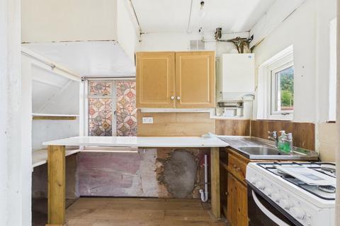 3 bedroom end of terrace house for sale, Hartland Road, Gloucester, Gloucestershire, GL1