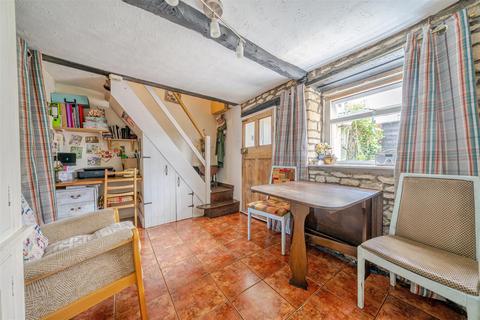 7 Back Road, Calne, SN11 0BA