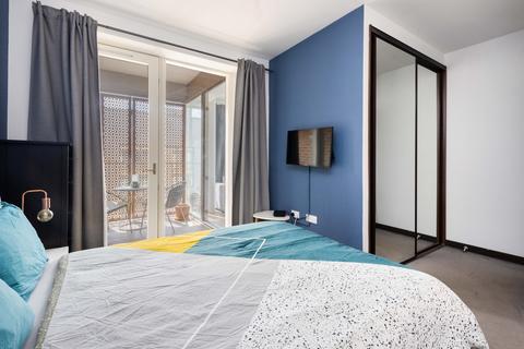 1 bedroom flat for sale, Casings Way, London, E3