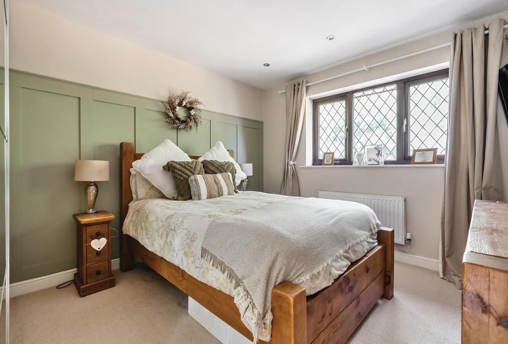 1314387-18-685ed3...