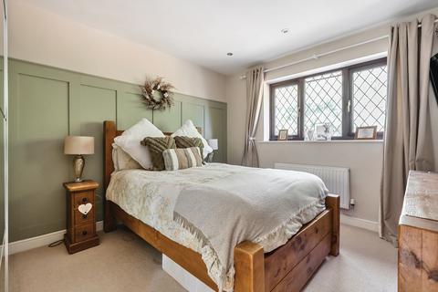 22 Sturmer Close, Yate, Bristol, BS37 5UR