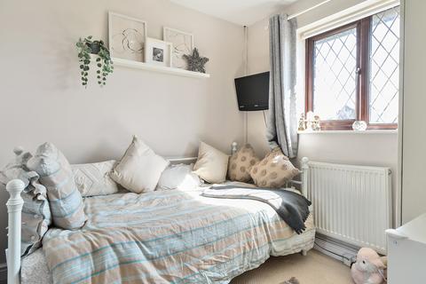 22 Sturmer Close, Yate, Bristol, BS37 5UR